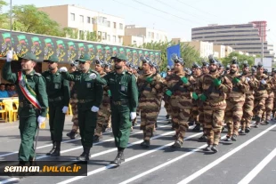 حضور چناب آقای دکتر رضا نقدی سرپرست دانشگاه فنی و حرفه ای استان سمنان در مراسم با شکوه رژه نیروهای مسلح استان سمنان 5