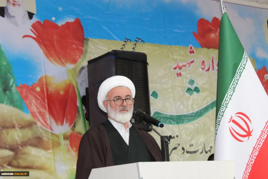 امام‌جمعه شاهرود: حیات شهدا در جامعه جاری است و مسیر عزت ملت را روشن می‌کند 2