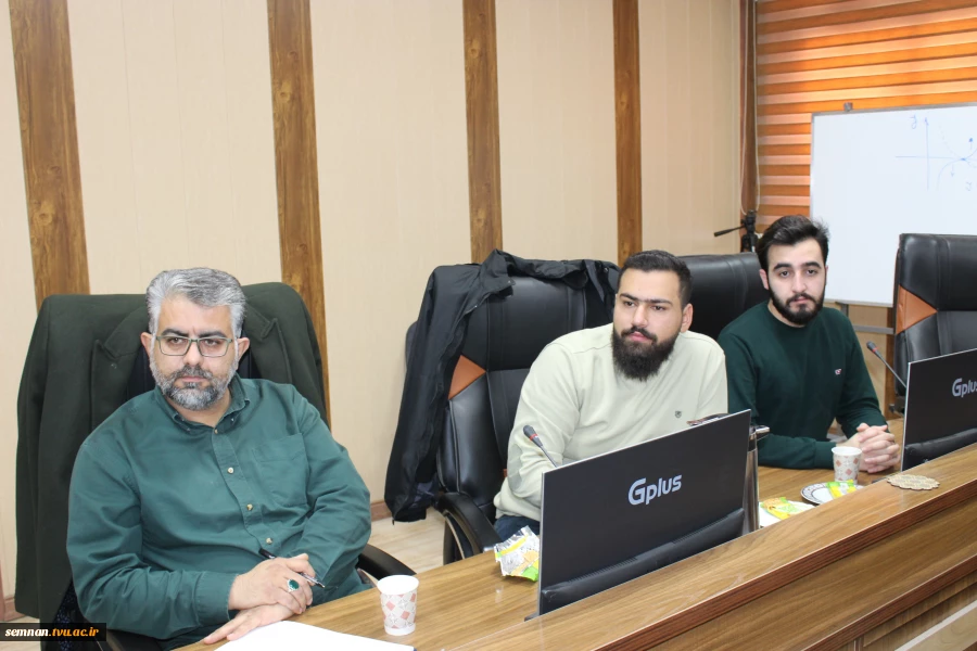 حضور فرمانده ناحیه بسیج دانشجویی استان سمنان در دانشگاه ملی مهارت استان و دیدار با سرپرست دانشگاه 8