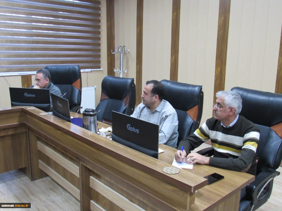 برگزاری نشست هم‌اندیشی حوزه معاونت اداری و مالی دانشگاه ملی مهارت استان سمنان با سرپرست دانشگاه 2